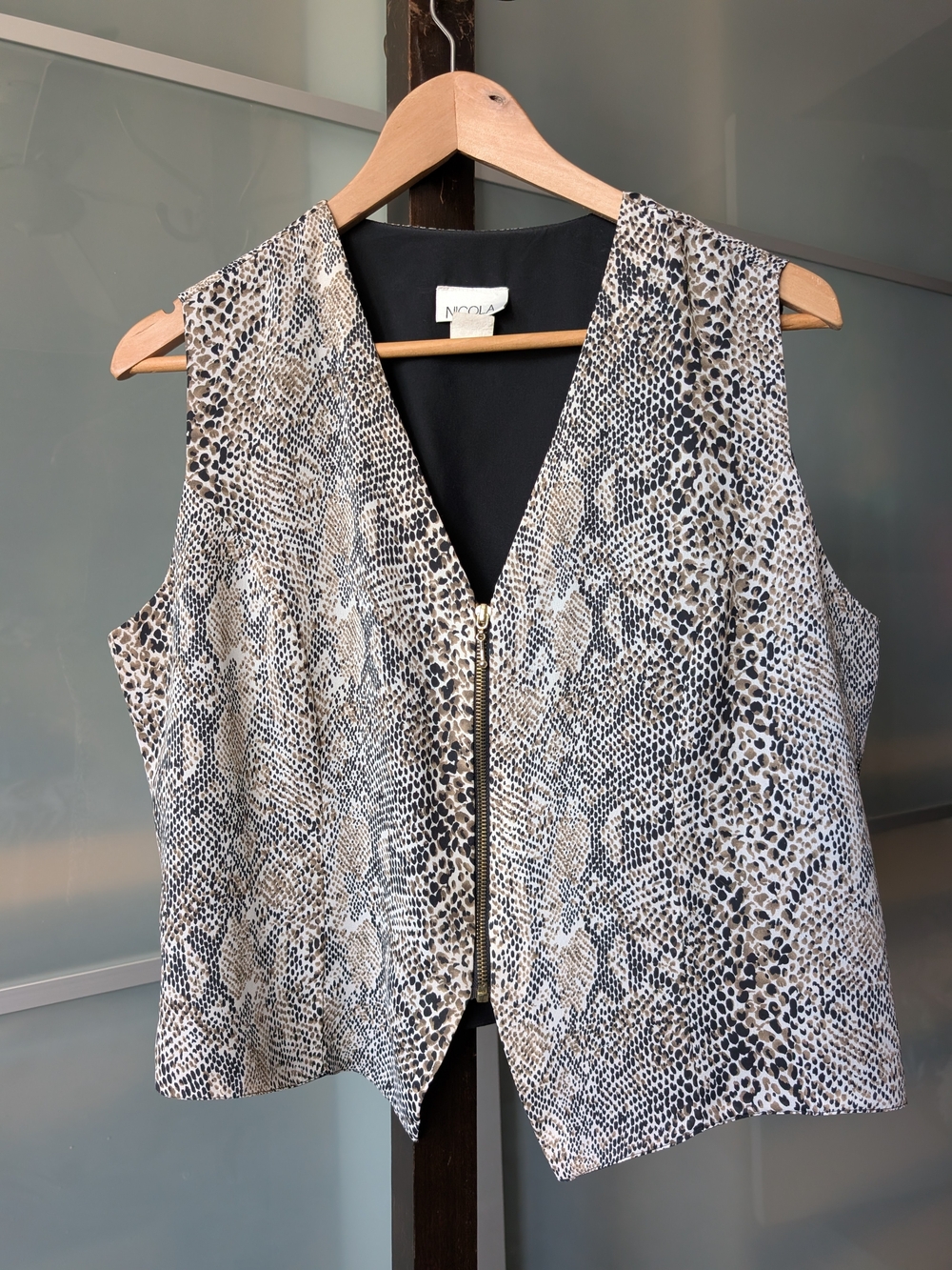 Nicola Snake Print Zip-Front Sleeveless Vest - Beige/Black - Large
